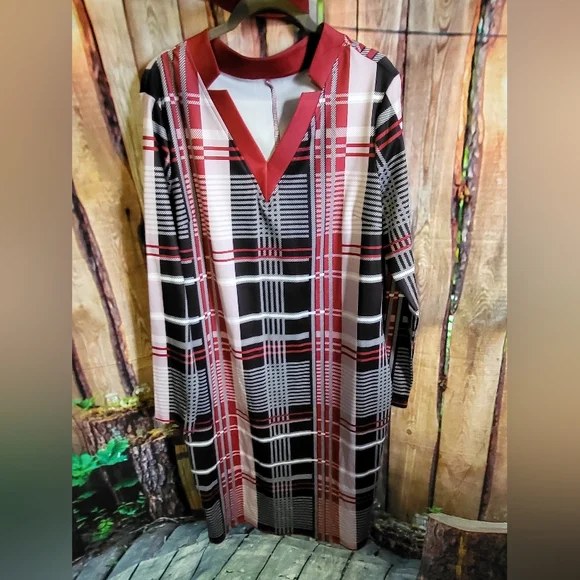 Plaid V-Neck Dress - Red and Black - Picture 1 of 4